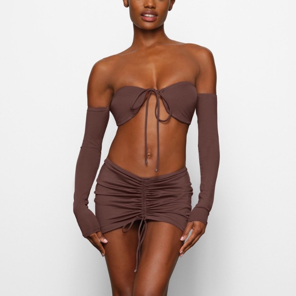 SKIMS Cocoa 3 PIECE Off-Shoulder Bikini Set
